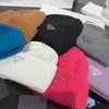 Designer-Strickmütze für Herren, solide, warme Damen-Wintermütze, klassische Mode, Unisex, Straßenmütze, lässig, Outdoor, 7-Farben-Mütze