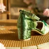 Chińskie buty dla kobiet 2023 Nowy vintage haftowane Mary Jane Sandals Women Green Falbala Noble Elegant High Heels Buty damskie