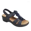 Klädskor sommar sandaler kvinnor blomma kilplattform ortopedi retro rom casual comant peep toe sandalias de mujer