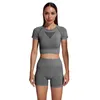 Active Sets 2023 Spring Nude Nylon Yoga Clothes Set Elastic Hollow Top Running Sports Fitness Pantaloni Suit per donna Two Piece Gym