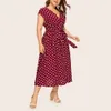 Damen-Kleid mit großem Polka-Dot-Knopf, dekoratives Design, Schnürung an der Taille, V-Ausschnitt, ärmelloses Kleid, lässiger Straßenstil