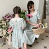 Dopasowanie rodzinne stroje mama i córki Summer równy sukienkę w stylu francuskiego ogrodu mama i dziewczynka pasują do tych samych ubrań Kobiety kwiatowe sukienki 230421