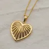 Chaînes minimaliste lune coeur collier pour femmes plaqué or pendentif géométrique anti-allergie en acier inoxydable bijoux cadeaux