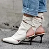 Klänningskor Pointy Toe Metal Cap Sandaler Ankel Strap Kitten Heel In Black Slingback Sexig Punk Cool Girl Spring Casual