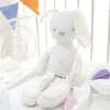 Poupée de lapin apaisante de dessin animé mignon, poupée apaisante pour nouveau-né, fabricant de lapin en peluche mignon et mignon, vente en gros