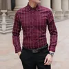 Chemises décontractées pour hommes Coréen Tendance Imprimé Chemise à rayures Hommes Automne Hiver Boutons de revers Mode Polyvalent Business Slim Haut à manches longues