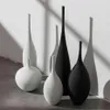 Vase en céramique noir et blanc, design créatif simple, décoration artistique faite à la main, modèle de salon, décoration de maison, 2111897