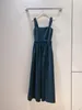 Europees modemerk driekleurige mouwloze slim-fit midi-jurk met geplooide taille