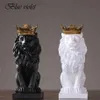 Estátua de animal de resina moderna, coroa dourada, estatueta de leão preto para decoração de casa, acessórios de decoração de mesa de sala de estar 210827228i