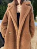 Abrigo de chaqueta de oso de peluche largo de piel sintética para mujer Abrigo de chaqueta gruesa de gran tamaño cálido y grueso de invierno para mujer Abrigo de piel de lana de cordero sintética para mujer 231122