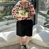 Set di abbigliamento Ragazzi Estate 2023 Bambini Stile Hong Kong Risvolto Manica corta Moda Casual Coreano Allentato Camicia monopetto a fiori Due pezzi