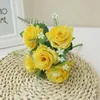 装飾的な花偽のバラの美しいシルクバラの人工花の花束ウェディングホームテーブル装飾ポグリック小道具1pc