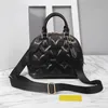 MT Luxurys Designer Shell Bag Alma BB تطريز الخيط النقش من الجلد الأصلي السيدات حقائب اليد Women Women Cossbod