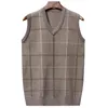 Men's Vests Knitted Vest Stylish Mid-aged Sweater Plaid Print Soft Warm For Fall Spring Fashion Men Sleeveless