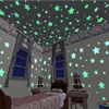Adesivi murali Luce notturna Adesivi murali stelle Luminosi fluorescenti rimovibili Bagliore al buio Decorazioni per la casa per bambini camera da letto per bambini211f