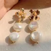 Kolczyki Dangle White Baroque Pearl Carring 18k Gold Flower Uch upusz