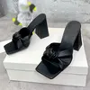 Geklede schoenen Elegant Bling Design Vierkante neus Hak Slippers Luxe Unieke Hoge Sandalen Trend Casual Dames Kwaliteit Zomer