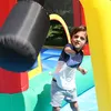 Équipement de jeu extérieur pour enfants Jouets de saut gonflables Toboggans d'eau de château de saut de boxe à vendre Toboggan d'eau multifonction avec trou de forage de piscine de pilier de poinçonnage