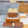 Portafoglio da uomo di design con clip Portafogli lunghi in vera pelle da donna Portamonete pieghevole di alta qualità Porta passaporto Borse per foto Borsa piccola quadrata