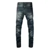 Jeans da uomo AIKESSXX Blu intenso Moda di strada di alta qualità Distressed Stretch Slim Fit Fori danneggiati Costine in pelle Toppe Jeans strappati skinny