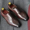 Business-formelle Herren-Oxford-Schuhe aus echtem Leder mit Blockschnitzerei und quadratischer Zehenpartie