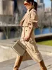 Dames Trench Coat Short Wind Breaker 2023 Fashion Loose Cutted Cut -Out -stijl Vintage lange mouw vrouwelijke bovenkleding chic o 230421