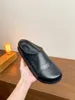 Tragen Baofeng Hausschuhe Männer 2023 bequemes Leder weiche Sohle atmungsaktiv Mode fauler Mann ein Slip-on lässig halbe Hausschuhe Frauen 35-39 Männer 38-44 Yards