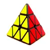Zeka Oyuncaklar Qiyi 3x3x3 Rubix Küp Üçgen Hız Sihirli Küp Rubico Profesyonel Magic Cube Bulmacalar Çocuklar için Renkli Eğitim Oyuncakları