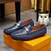 Driver Moccasin Men's Designer Driving Shoe äkta läderslip på klänningskor män loafer casual skor med färgglada gummikuddar spets tips 02