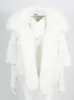 Giacca invernale da donna in finta pelliccia di volpe naturale con collo di procione, piumino d'anatra spesso, maniche in maglia 231121