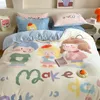 Conjuntos de cama 3/4 PCS Crianças Leite Farinha Quilt Cover Ins Bonito Dos Desenhos Animados Anime Panda Grosso Dupla Face Coral Farinha 1.2 / 1.5 / 1.8m Folha de cama 231122