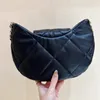 10A Calidad de espejo 24C Bolso Hobo Bolso de axila Bolso de mujer 25 cm Bolsos de diseñador con cadena de piel de cordero con caja C166