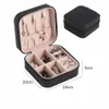 Petite boîte à bijoux carrée de voyage, organisateur de bijoux Portable pour boucles d'oreilles et colliers, coffret cadeau