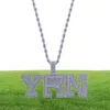 Ciondolo ghiacciato Hip Hop Gioielli di design di lusso Mens Diamond Rapper YRN Bubble Letter Pendenti per uomo Donna Bambini con catena in corda8078188