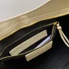 AAA Lüks Tasarımcı Hakiki Deri Bez Çantalar Kadın Çanta Crossbody Motosiklet Çantası Keçi Derisi Deri Moda Trendi Bayanlar Kozmetik Aynalı Tote Kolu 38 cm