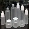 Flacone spray vuoto ricaricabile con pompa in vetro smerigliato, ideale per lozioni, oli essenziali, vasetti di crema, piccolo contenitore da viaggio con argento brillante L Ckxs