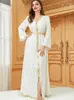 Abbigliamento etnico Ramadan Eid Mubarak Nero Bianco Abaya Caftano Abito lungo musulmano Turchia Islam Abiti da preghiera Abaya per le donne Veste Femme