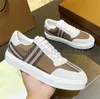 Designer vintage sneakers check skor gitter män casual skor kalvskinn präglad läder duk skor lappade nylontränare plattform sneaker