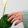 Clusterringen luxe kristal vrouwelijke natuurlijke smaragdgroene ring 925 sterling zilveren bruiloft voor vrouwen beloven liefde grote verloving