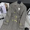 Trench da donna di design giacca da donna Giacca a vento classica Cappotto da cintura allentato Cappotto da trench lungo casual femminile