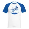 メンズTシャツ面白い飛行ワイルドダックスグラフィックシャツ2023夏コットン高品質ラグランの男性TシャツカジュアルトップティーS-2xl
