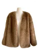 Cappotto in pelliccia da donna collo a V versione corta ampia cardigan design caldo e confortevole 2023 inverno 1104