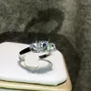 Küme halkaları 2023 Üç taş laboratuvar elmas yüzüğü 925 STERLING Gümüş Nişan Düğün Band Kadınlar Gelin Mücevher Partisi Hediyesi