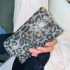 Sacs de soirée Design de luxe Full Diamond Women Bag 2023 Bling Chain Messenger Mini Sac à main Téléphone portable