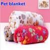犬アパレルペット猫ベッドマット3色かわいい花睡眠温かいプリント子犬フリースソフトブランケットドッグアパレルドッグ