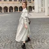 Trench da donna Autunno Lady Spolverino Capispalla femminile Qualità Marchio Moda Donna Beige Lungo doppiopetto