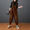 Kvinnors jumpsuits Rompers Fashion Streetwear Dungarees for Women Autumn Winter Corduroy Jumpsuits Loose Plus Size Rompers Pocket Wide Leg Overalls 230422