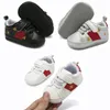 Bee Ace Baby Sneakers Designer Kid Chaussures Infant First Walkers Tigre Brodé Blanc Vert Rayures Marche Filles Garçon Fond Mou Antidérapant Chaussures