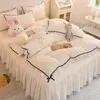 Bedding sets Korean Girl Heart Solid Color Set Cute Princess Style Cotton Bed Skirt Full Queen Size Flat Sheet Quilt Cover Pillowcase 230422