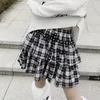 スカートHouzhou Gothic Mall Goth Plaid Skirt Women Harajuku Punk Rivetブラックダブルレイヤーハイウェイストミニスカートダークアカデミアグランジ230422